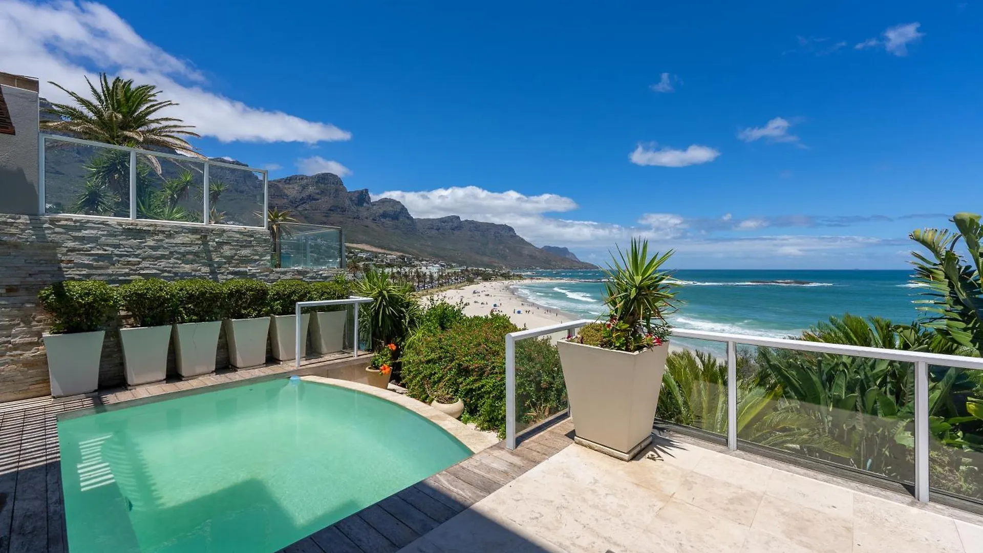 Camps Bay Beach Accommodation Le Cap Villa