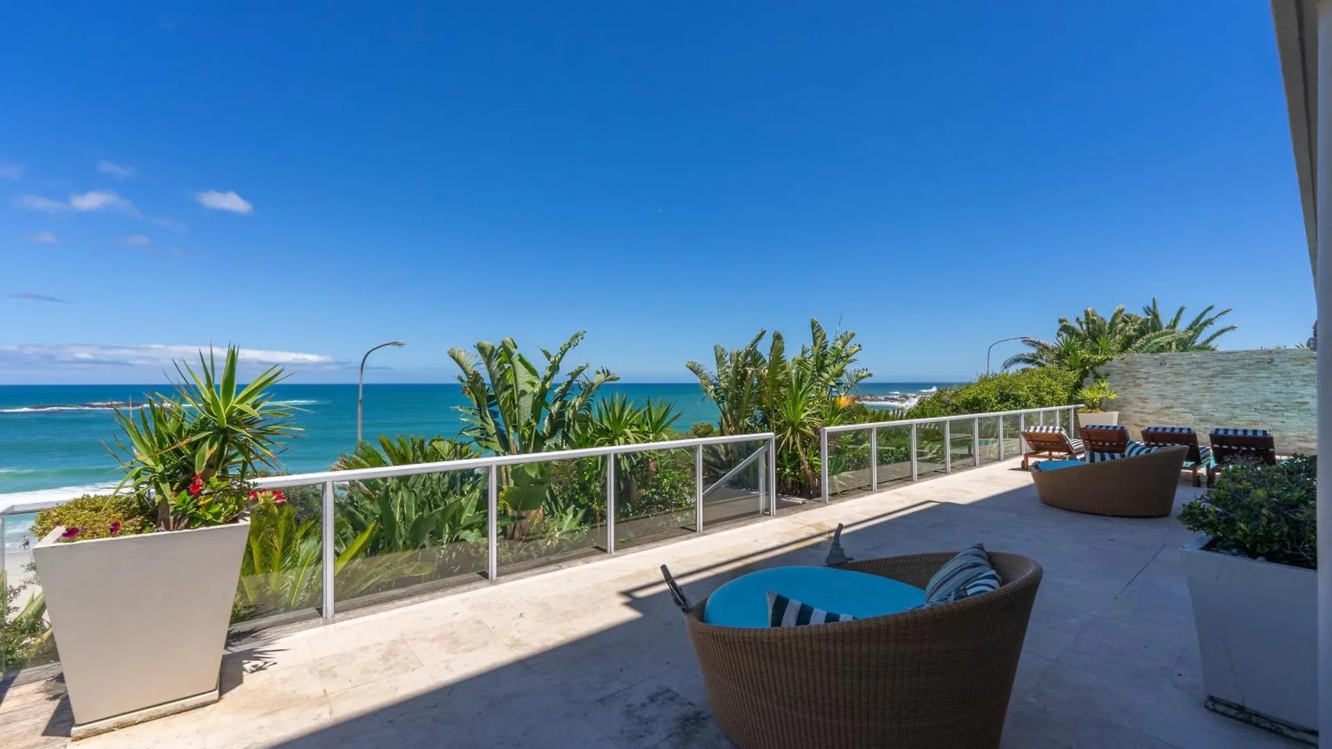 Camps Bay Beach Accommodation Le Cap Villa