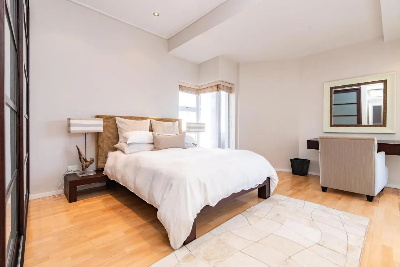 Camps Bay Beach Accommodation Le Cap Villa