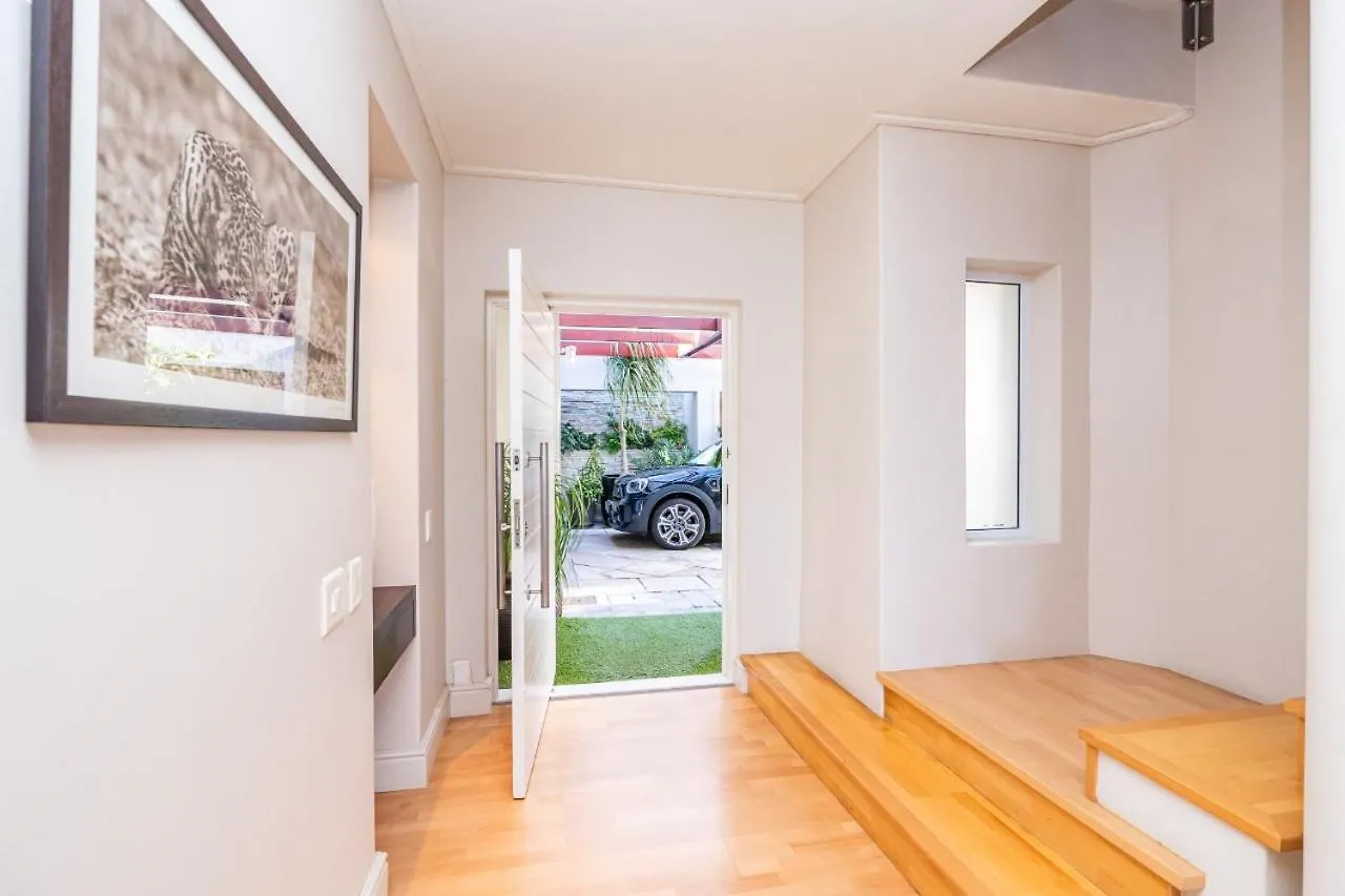 Villa Camps Bay Beach Accommodation Le Cap
