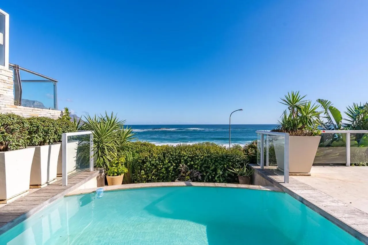 Villa Camps Bay Beach Accommodation Le Cap