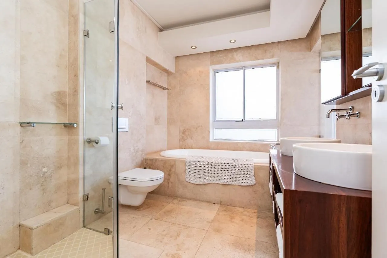 Camps Bay Beach Accommodation Le Cap Villa