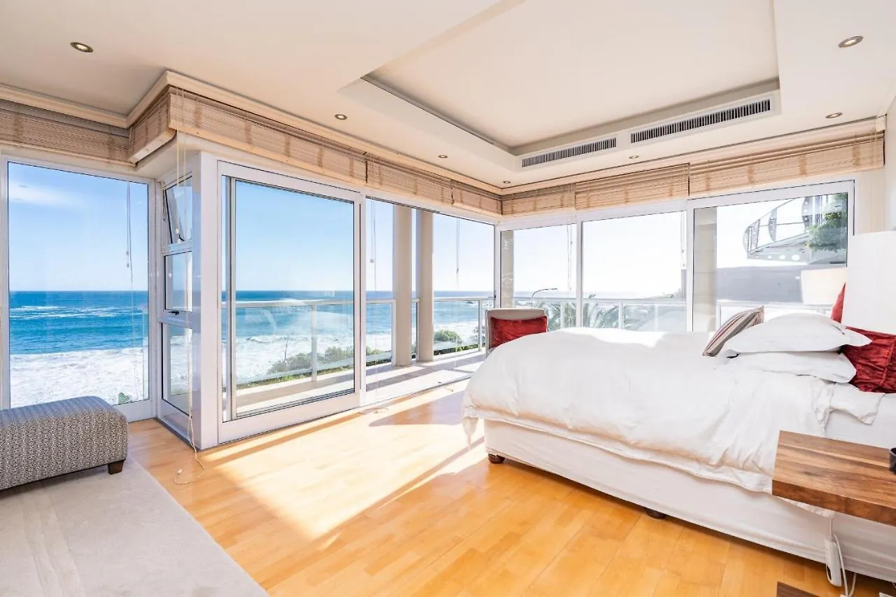 Camps Bay Beach Accommodation Le Cap Villa