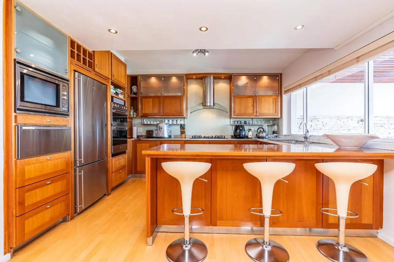 Villa Camps Bay Beach Accommodation Le Cap